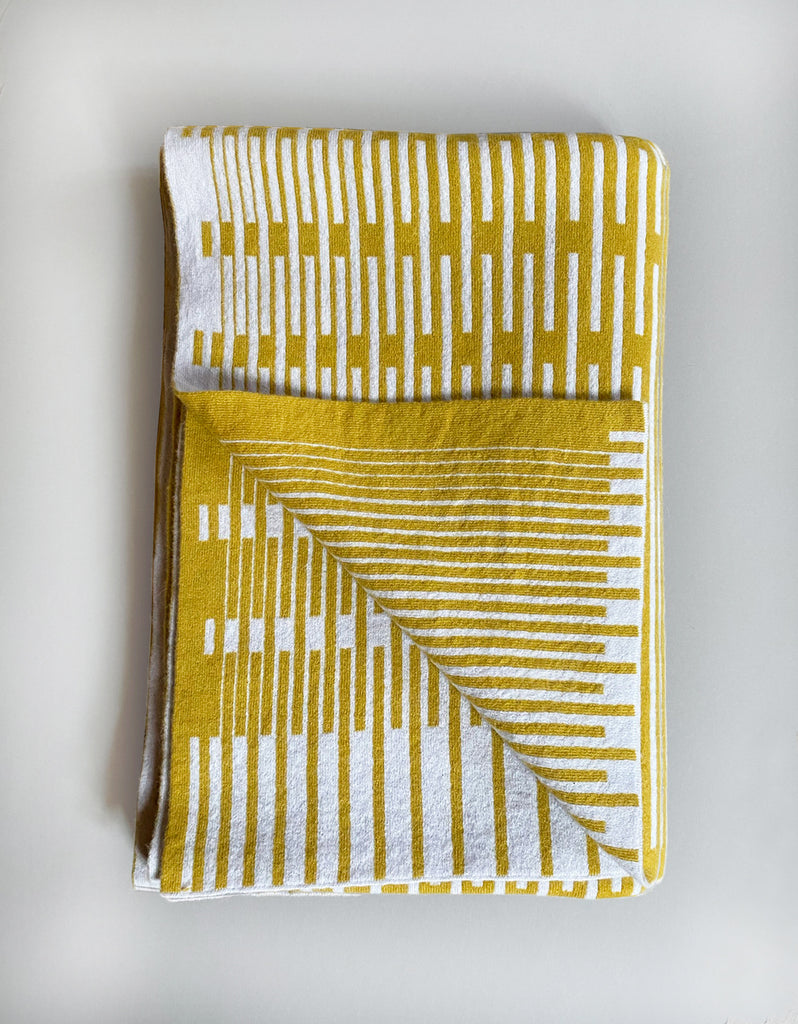Moonrise plaid - still life 3