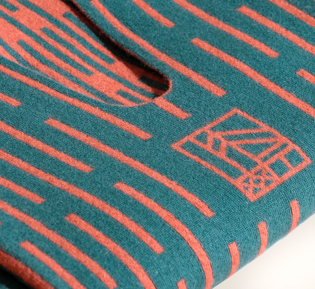 Moonrise poncho - detail