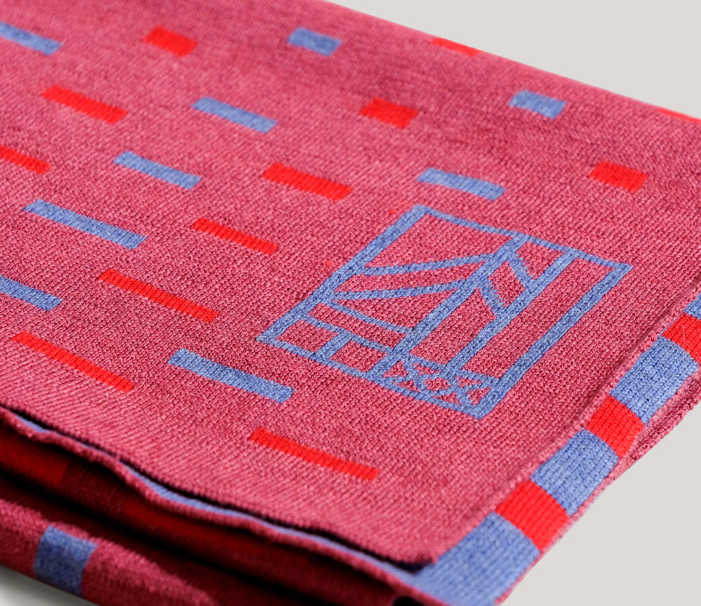 Nuance scarf - detail with Hütte logo